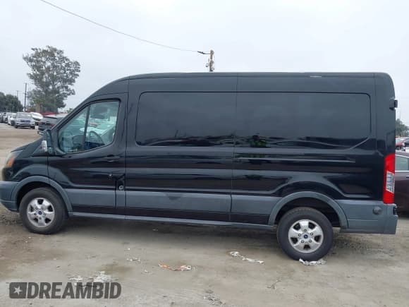✅ 2017 Ford Transit • VIN: 1FTYR2CM7HKB01975 • Лот: 42000326. Опубликован ранее на IAAI с пробегом 61 600 миль. Бесплатный доступ к архиву аукционных продаж из США и подробный отчёт об истории автомобиля на DreamBid. Изображение 14.