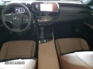 ✅ 2025 Lexus ES 350 • VIN: 58ADZ1B19SU185927 • Lot: 46543515. Listed on Copart with 2,501 mi. Free auction sales archive from the USA and detailed vehicle history report at DreamBid. Image 8.