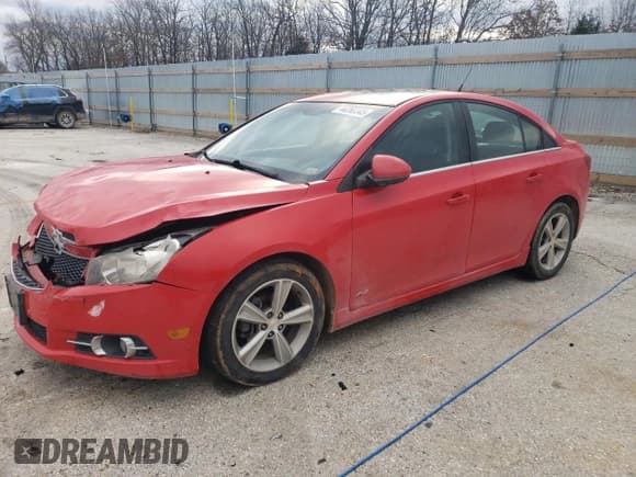 ✅ 2014 Chevrolet Cruze 2LT • VIN: 1G1PE5SB3E7161557 • Lot: 44260345. Listed on Copart with 94,679 mi. Free auction sales archive from the USA and detailed vehicle history report at DreamBid. Image 1.