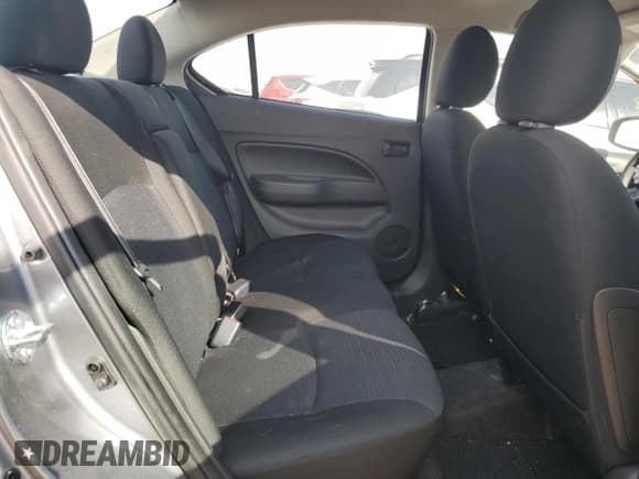 ✅ 2023 Mitsubishi Mirage ES • VIN: ML32FUFJ6PHF05167 • Lot: 82530435. Wystawiony na Copart z przebiegiem 28 175 mil. Bezpłatny archiwum sprzedaży aukcyjnych z USA i szczegółowy raport historii pojazdu na DreamBid. Zdjęcie 10.