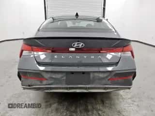 2025 Hyundai Elantra SEL Sport с VIN KMHLM4DG7SU979359, выставлен на аукционе Copart как лот 84722395 с пробегом 18 394 миль миль и Чистый • Clean title. История ставок и продаж доступна на DreamBid. Изображение 6.