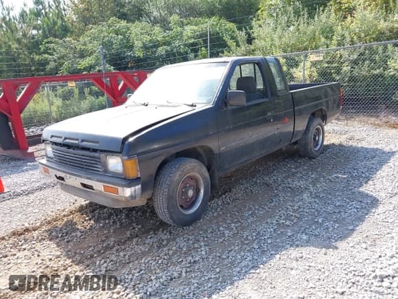 ✅ 1987 Nissan Hardbody • VIN: 1N6HD16S3HC385597 • Lot: 43038548. Listed on IAAI with 233,774 mi. Free auction sales archive from the USA and detailed vehicle history report at DreamBid. Image 2.