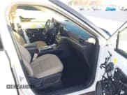 ✅ 2020 Ford Explorer XLT • VIN: 1FMSK7DH9LGB15277 • Lot: 43677993. Wystawiony na IAAI z przebiegiem 98 285 mil. Bezpłatny archiwum sprzedaży aukcyjnych z USA i szczegółowy raport historii pojazdu na DreamBid. Zdjęcie 5.