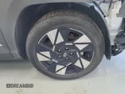 ✅ 2024 Hyundai Kona SEL • VIN: KM8HB3AB1RU112094 • Лот: 43678188. Опубликован ранее на IAAI с пробегом 57 747 миль. Бесплатный доступ к архиву аукционных продаж из США и подробный отчёт об истории автомобиля на DreamBid. Изображение 37.