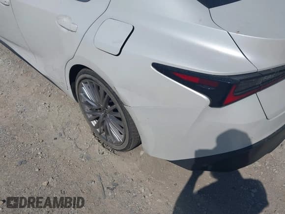 ✅ 2022 Lexus IS 300 • VIN: JTHDA1D21N5120205 • Lot: 43247479. Listed on IAAI with 41,686 mi. Free auction sales archive from the USA and detailed vehicle history report at DreamBid. Image 6.