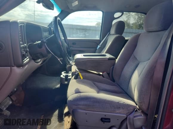 ✅ 2006 Chevrolet Tahoe LS • VIN: 1GNEC13V76R157076 • Lot: 81236205. Listed on Copart with 174,799 mi. Free auction sales archive from the USA and detailed vehicle history report at DreamBid. Image 7.