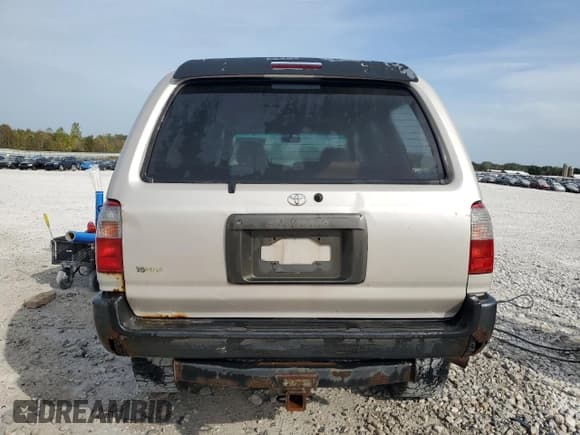 ✅ 1997 Toyota 4Runner • VIN: JT3HM84R5V0021856 • Лот: 83771235. Опубликован ранее на Copart с пробегом 183 468 миль. Бесплатный доступ к архиву аукционных продаж из США и подробный отчёт об истории автомобиля на DreamBid. Изображение 6.