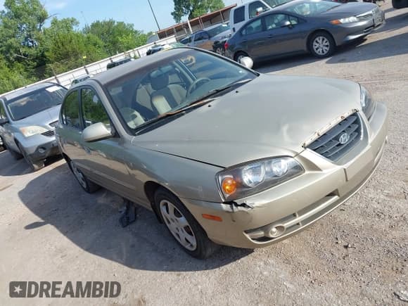 ✅ 2005 Hyundai Elantra GLS • VIN: KMHDN46DX5U109033 • Lot: 42586032. Wystawiony na IAAI z przebiegiem 119 550 mil. Bezpłatny archiwum sprzedaży aukcyjnych z USA i szczegółowy raport historii pojazdu na DreamBid. Zdjęcie 1.