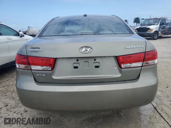 ✅ 2008 Hyundai Sonata GLS • VIN: 5NPET46C98H358525 • Лот: 75102864. Опубликован ранее на Copart с пробегом 88 306 миль. Бесплатный доступ к архиву аукционных продаж из США и подробный отчёт об истории автомобиля на DreamBid. Изображение 6.