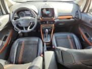 ✅ 2018 Ford EcoSport SES • VIN: MAJ6P1CLXJC171958 • Лот: 92606935. Опубликован ранее на Copart с пробегом 75 490 миль. Бесплатный доступ к архиву аукционных продаж из США и подробный отчёт об истории автомобиля на DreamBid. Изображение 8.