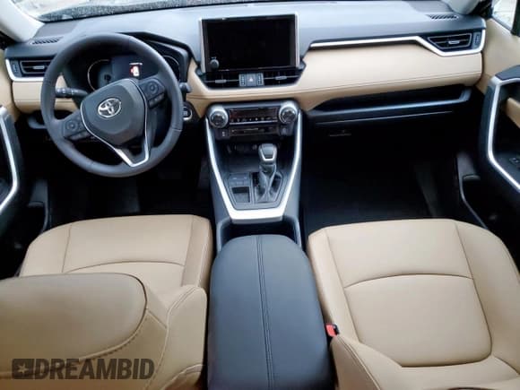 ✅ 2025 Toyota RAV4 XLE Premium • VIN: 2T3C1RFV2SW400481 • Лот: 68523935. Опубликован ранее на Copart с пробегом 2 367 миль. Бесплатный доступ к архиву аукционных продаж из США и подробный отчёт об истории автомобиля на DreamBid. Изображение 8.