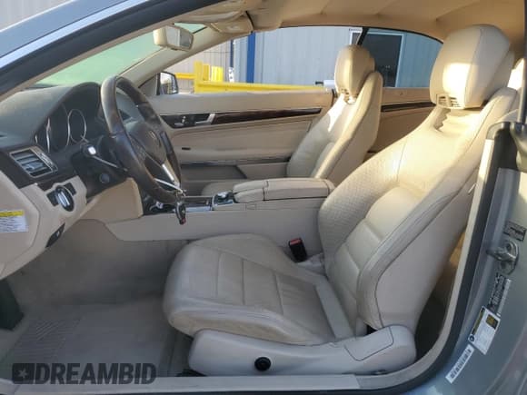 ✅ 2014 Mercedes-Benz E 350 • VIN: WDDKK5KF4EF245864 • Lot: 86799925. Listed on Copart with 153,163 mi. Free auction sales archive from the USA and detailed vehicle history report at DreamBid. Image 7.