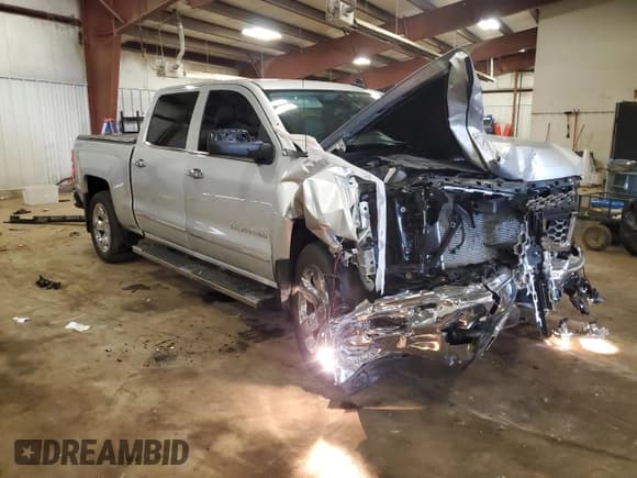 ✅ 2015 Chevrolet Silverado 1500 LTZ • VIN: 3GCUKSECXFG477145 • Lot: 91593145. Wystawiony na Copart z przebiegiem 237 123 mil. Bezpłatny archiwum sprzedaży aukcyjnych z USA i szczegółowy raport historii pojazdu na DreamBid. Zdjęcie 4.