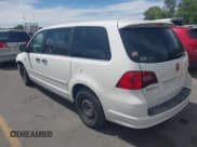 ✅ 2012 Volkswagen Routan S • VIN: 2C4RVAAGXCR120327 • Lot: 42555380. Listed on IAAI with 136,120 mi. Free auction sales archive from the USA and detailed vehicle history report at DreamBid. Image 3.