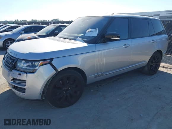 ✅ 2015 Land Rover Range Rover Supercharged • VIN: SALGS3TF7FA198422 • Lot: 43422831. Wystawiony na IAAI z przebiegiem 90 667 mil. Bezpłatny archiwum sprzedaży aukcyjnych z USA i szczegółowy raport historii pojazdu na DreamBid. Zdjęcie 2.