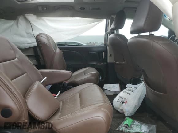 ✅ 2015 Toyota Sienna Limited • VIN: 5TDDK3DC4FS102487 • Lot: 66174025. Listed on Copart with 96,676 mi. Free auction sales archive from the USA and detailed vehicle history report at DreamBid. Image 11.