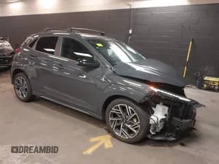 2023 Hyundai Kona N Line с VIN KM8K3CA31PU005264, выставлен на аукционе IAAI как лот 42116036 с пробегом 26 351 миль миль и . История ставок и продаж доступна на DreamBid. Изображение 1.