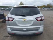 ✅ 2015 Chevrolet Traverse LT • VIN: 1GNKRGKD2FJ373770 • Lot: 43541956. Wystawiony na IAAI z przebiegiem 162 949 mil. Bezpłatny archiwum sprzedaży aukcyjnych z USA i szczegółowy raport historii pojazdu na DreamBid. Zdjęcie 16.