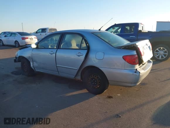 ✅ 2008 Toyota Corolla S • VIN: 1NXBR32E38Z039030 • Lot: 43427273. Wystawiony na IAAI z przebiegiem 223 559 mil. Bezpłatny archiwum sprzedaży aukcyjnych z USA i szczegółowy raport historii pojazdu na DreamBid. Zdjęcie 3.