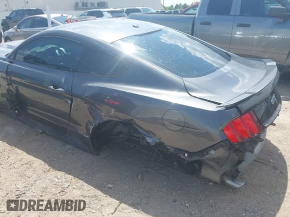 ✅ 2015 Ford Mustang GT Premium • VIN: 1FA6P8CF3F5412788 • Лот: 43068866. Опубликован ранее на IAAI с пробегом 55 616 миль. Бесплатный доступ к архиву аукционных продаж из США и подробный отчёт об истории автомобиля на DreamBid. Изображение 6.