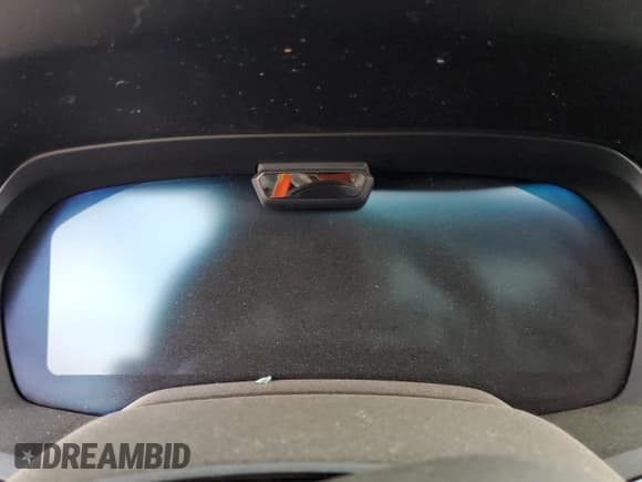 ✅ 2022 BMW X5 M • VIN: 5YMJU0C00N9K37599 • Лот: 83061804. Опубликован ранее на Copart с пробегом Не указан. Бесплатный доступ к архиву аукционных продаж из США и подробный отчёт об истории автомобиля на DreamBid. Изображение 9.