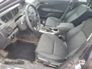 ✅ 2016 Honda Accord LX • VIN: 1HGCR2F31GA137373 • Lot: 92858685. Wystawiony na Copart z przebiegiem 119 413 mil. Bezpłatny archiwum sprzedaży aukcyjnych z USA i szczegółowy raport historii pojazdu na DreamBid. Zdjęcie 7.