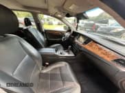 ✅ 2014 Hyundai Equus Signature • VIN: KMHGH4JH8EU090304 • Lot: 90951035. Listed on Copart with 70,388 mi. Free auction sales archive from the USA and detailed vehicle history report at DreamBid. Image 5.