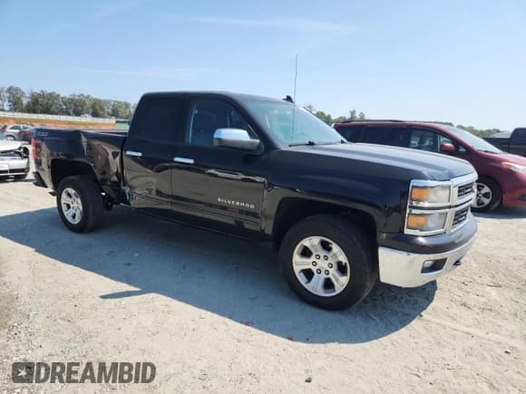 ✅ 2015 Chevrolet Silverado 1500 LT • VIN: 1GCVKREH1FZ209576 • Лот: 71117815. Опубликован ранее на Copart с пробегом 136 298 миль. Бесплатный доступ к архиву аукционных продаж из США и подробный отчёт об истории автомобиля на DreamBid. Изображение 4.