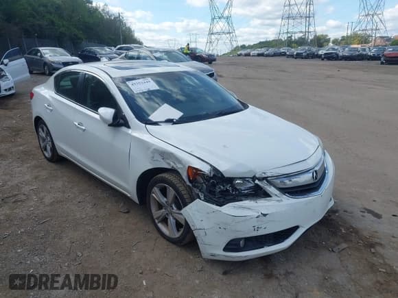 ✅ 2014 Acura ILX Technology • VIN: 19VDE1F76EE007359 • Лот: 43352449. Опубликован ранее на IAAI с пробегом 154 927 миль. Бесплатный доступ к архиву аукционных продаж из США и подробный отчёт об истории автомобиля на DreamBid. Изображение 6.