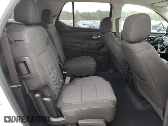 ✅ 2020 Chevrolet Traverse LT Cloth • VIN: 1GNEVMKW8LJ145230 • Лот: 70433664. Опубликован ранее на Copart с пробегом 99 894 миль. Бесплатный доступ к архиву аукционных продаж из США и подробный отчёт об истории автомобиля на DreamBid. Изображение 11.