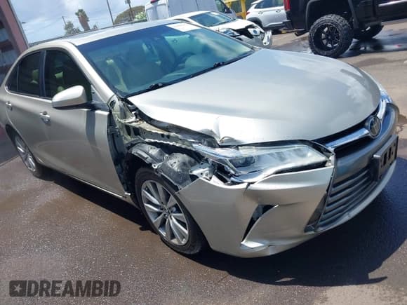 ✅ 2016 Toyota Camry XSE • VIN: 4T1BK1FK5GU572469 • Lot: 42066953. Listed on IAAI with 61,583 mi. Free auction sales archive from the USA and detailed vehicle history report at DreamBid. Image 6.