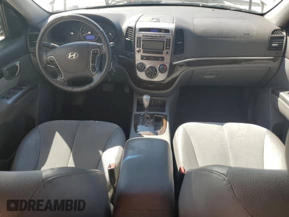 2012 Hyundai Santa Fe SE с VIN 5XYZH4AG3CG140304, выставлен на аукционе Copart как лот 47563144 с пробегом 83 823 миль миль и На запчасти • Non repairable. История ставок и продаж доступна на DreamBid. Изображение 8.