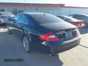 ✅ 2006 Mercedes-Benz CLS 500 • VIN: WDDDJ75X76A075204 • Лот: 43918252. Опубликован ранее на IAAI с пробегом 174 745 миль. Бесплатный доступ к архиву аукционных продаж из США и подробный отчёт об истории автомобиля на DreamBid. Изображение 3.