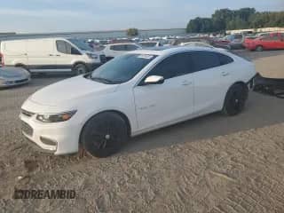 2018 Chevrolet Malibu LT z VIN 1G1ZD5ST4JF179375, wystawiony jako Copart lot #80330855 z przebiegiem 134 062 mil mil oraz Czysty tytuł • Clean title. Historia ofert i sprzedaży dostępna na DreamBid. Obrazek 1.