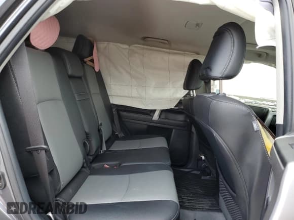 ✅ 2022 Toyota 4Runner SR5 Premium • VIN: JTEFU5JR3N5261850 • Lot: 41512063. Listed on Copart with 17,846 mi. Free auction sales archive from the USA and detailed vehicle history report at DreamBid. Image 11.