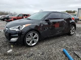 ✅ 2013 Hyundai Veloster w/Black Int • VIN: KMHTC6AD3DU092210 • Lot: 89218545. Wystawiony na Copart z przebiegiem 108 023 mil. Bezpłatny archiwum sprzedaży aukcyjnych z USA i szczegółowy raport historii pojazdu na DreamBid. Zdjęcie 1.