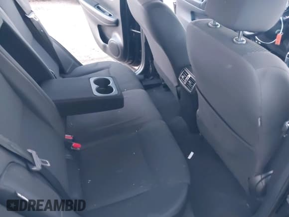 ✅ 2020 Nissan Rogue S • VIN: JN1BJ1CW9LW371562 • Lot: 43277857. Listed on IAAI with 77,110 mi. Free auction sales archive from the USA and detailed vehicle history report at DreamBid. Image 8.