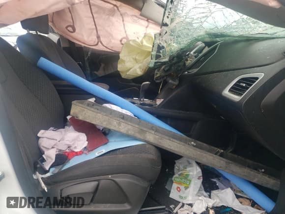 ✅ 2013 GMC Terrain SLE • VIN: 2GKALMEKXD6237965 • Lot: 82500515. Wystawiony na Copart z przebiegiem 175 216 mil. Bezpłatny archiwum sprzedaży aukcyjnych z USA i szczegółowy raport historii pojazdu na DreamBid. Zdjęcie 7.