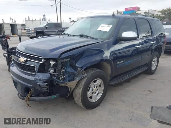 ✅ 2007 Chevrolet Tahoe LS • VIN: 1GNFC13C57R428771 • Lot: 43332294. Wystawiony na IAAI z przebiegiem 129 543 mil. Bezpłatny archiwum sprzedaży aukcyjnych z USA i szczegółowy raport historii pojazdu na DreamBid. Zdjęcie 2.
