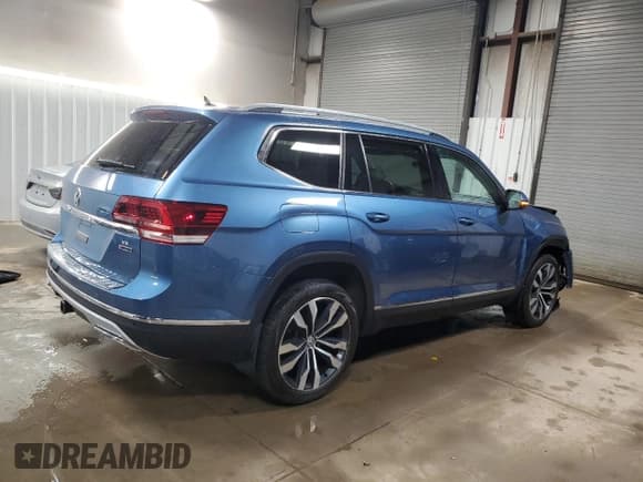 ✅ 2019 Volkswagen Atlas SEL Premium • VIN: 1V2NR2CA7KC585008 • Lot: 92229565. Wystawiony na Copart z przebiegiem 92 731 mil. Bezpłatny archiwum sprzedaży aukcyjnych z USA i szczegółowy raport historii pojazdu na DreamBid. Zdjęcie 3.