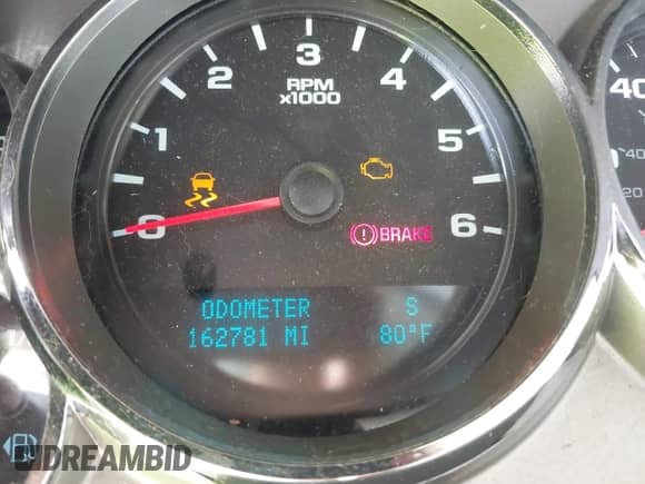 2013 Chevrolet Silverado 1500 LT с VIN 3GCPCSE00DG380842, выставлен на аукционе IAAI как лот 43295532 с пробегом 162 781 миль миль и . История ставок и продаж доступна на DreamBid. Изображение 15.