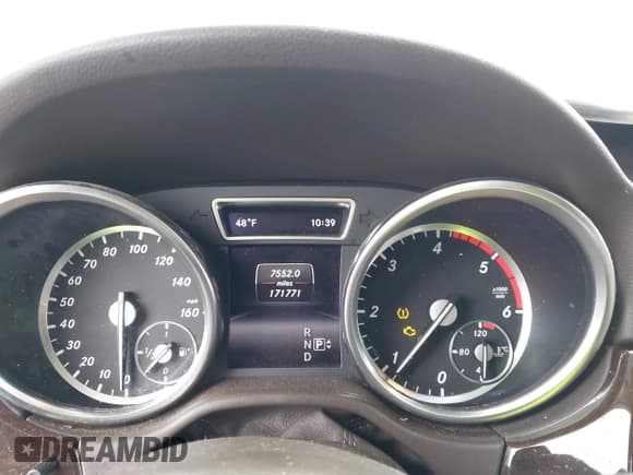 ✅ 2015 Mercedes-Benz M 250 • VIN: 4JGDA0EB5FA472458 • Lot: 43590754. Listed on IAAI with 171,771 mi. Free auction sales archive from the USA and detailed vehicle history report at DreamBid. Image 7.