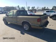 ✅ 1997 Chevrolet S-10 LS • VIN: 1GCCS19X6V8205604 • Лот: 86104534. Опубликован ранее на Copart с пробегом 83 384 миль. Бесплатный доступ к архиву аукционных продаж из США и подробный отчёт об истории автомобиля на DreamBid. Изображение 2.