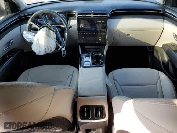 ✅ 2023 Hyundai Tucson Limited • VIN: 5NMJE3AE6PH207973 • Lot: 57761214. Wystawiony na Copart z przebiegiem 11 468 mil. Bezpłatny archiwum sprzedaży aukcyjnych z USA i szczegółowy raport historii pojazdu na DreamBid. Zdjęcie 8.