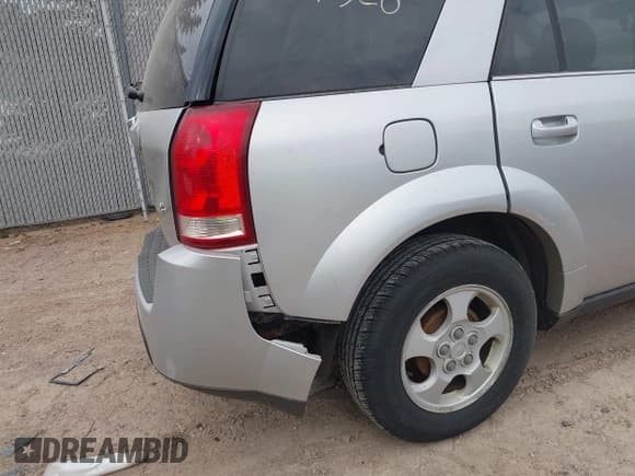 ✅ 2006 Saturn VUE • VIN: 5GZCZ53466S834963 • Lot: 42157328. Wystawiony na IAAI z przebiegiem 146 518 mil. Bezpłatny archiwum sprzedaży aukcyjnych z USA i szczegółowy raport historii pojazdu na DreamBid. Zdjęcie 20.