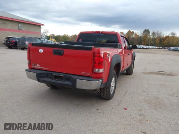 ✅ 2012 GMC Sierra 1500 SLE • VIN: 1GTR2VE75CZ295133 • Lot: 43544832. Wystawiony na IAAI z przebiegiem 138 746 mil. Bezpłatny archiwum sprzedaży aukcyjnych z USA i szczegółowy raport historii pojazdu na DreamBid. Zdjęcie 4.