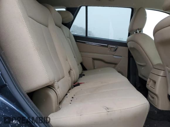 ✅ 2011 Hyundai Santa Fe GLS • VIN: 5XYZGDAGXBG051413 • Lot: 87473904. Listed on Copart with 129,407 mi. Free auction sales archive from the USA and detailed vehicle history report at DreamBid. Image 11.