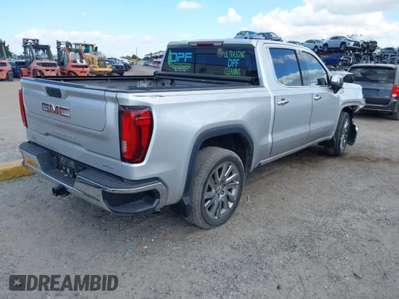✅ 2020 GMC Sierra 1500 SLT • VIN: 3GTP8DETXLG133253 • Лот: 43444562. Опубликован ранее на IAAI с пробегом 210 574 миль. Бесплатный доступ к архиву аукционных продаж из США и подробный отчёт об истории автомобиля на DreamBid. Изображение 4.