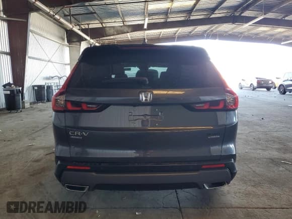 ✅ 2025 Honda CR-V Sport Touring • VIN: 7FARS6H98SE087453 • Lot: 85586165. Listed on Copart with 3,675 mi. Free auction sales archive from the USA and detailed vehicle history report at DreamBid. Image 6.