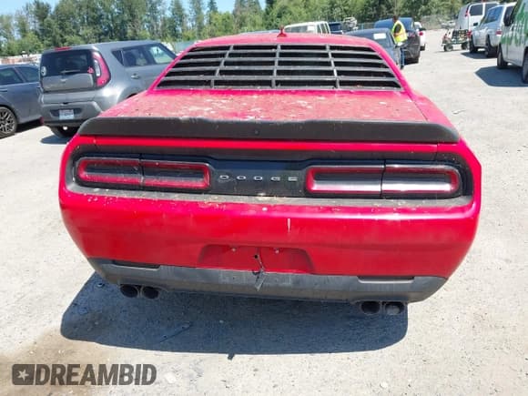 ✅ 2018 Dodge Challenger SXT • VIN: 2C3CDZAG4JH263143 • Lot: 42765510. Wystawiony na IAAI z przebiegiem 55 846 mil. Bezpłatny archiwum sprzedaży aukcyjnych z USA i szczegółowy raport historii pojazdu na DreamBid. Zdjęcie 17.